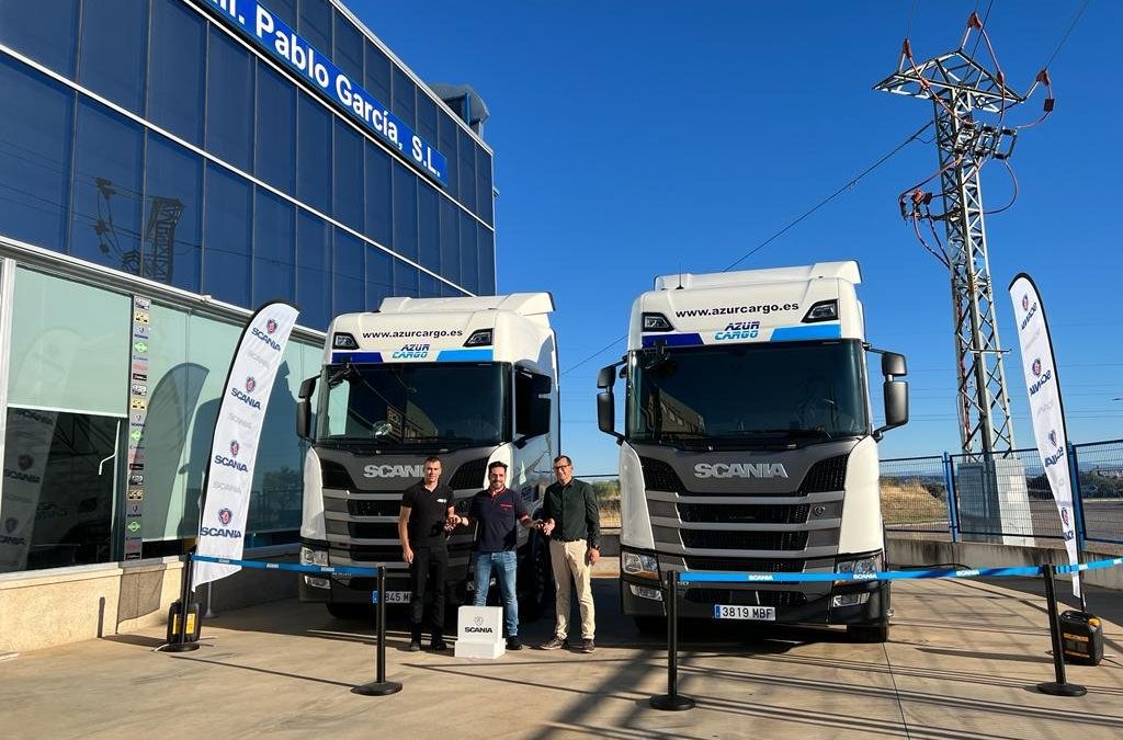 Entrega de estas dos unidades SCANIA R20H 450