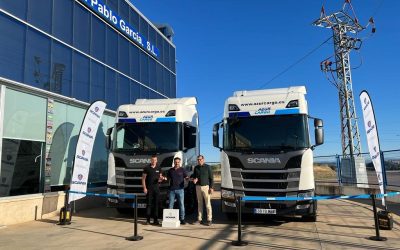 Entrega de estas dos unidades SCANIA R20H 450