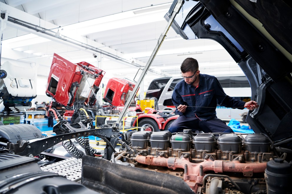 OFICIAL 1ª ELECTROMECANICA